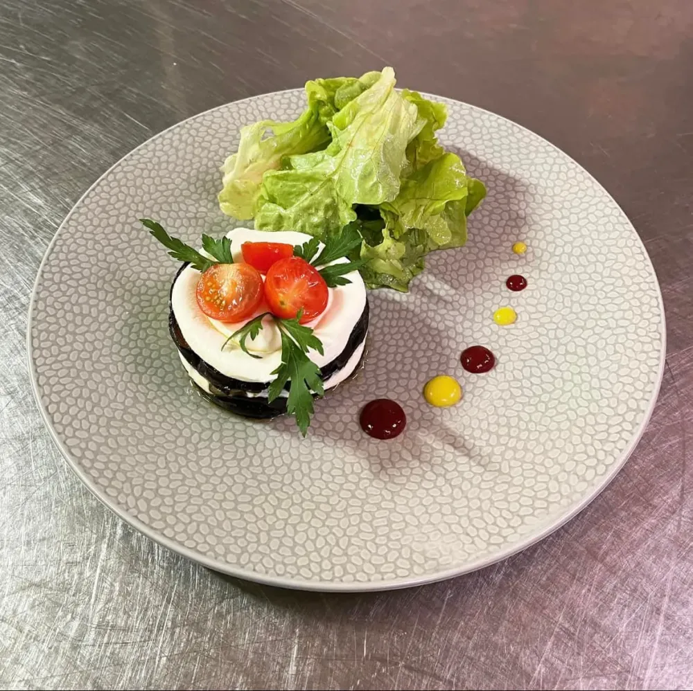 restaurant d'entreprise près de Ascoux