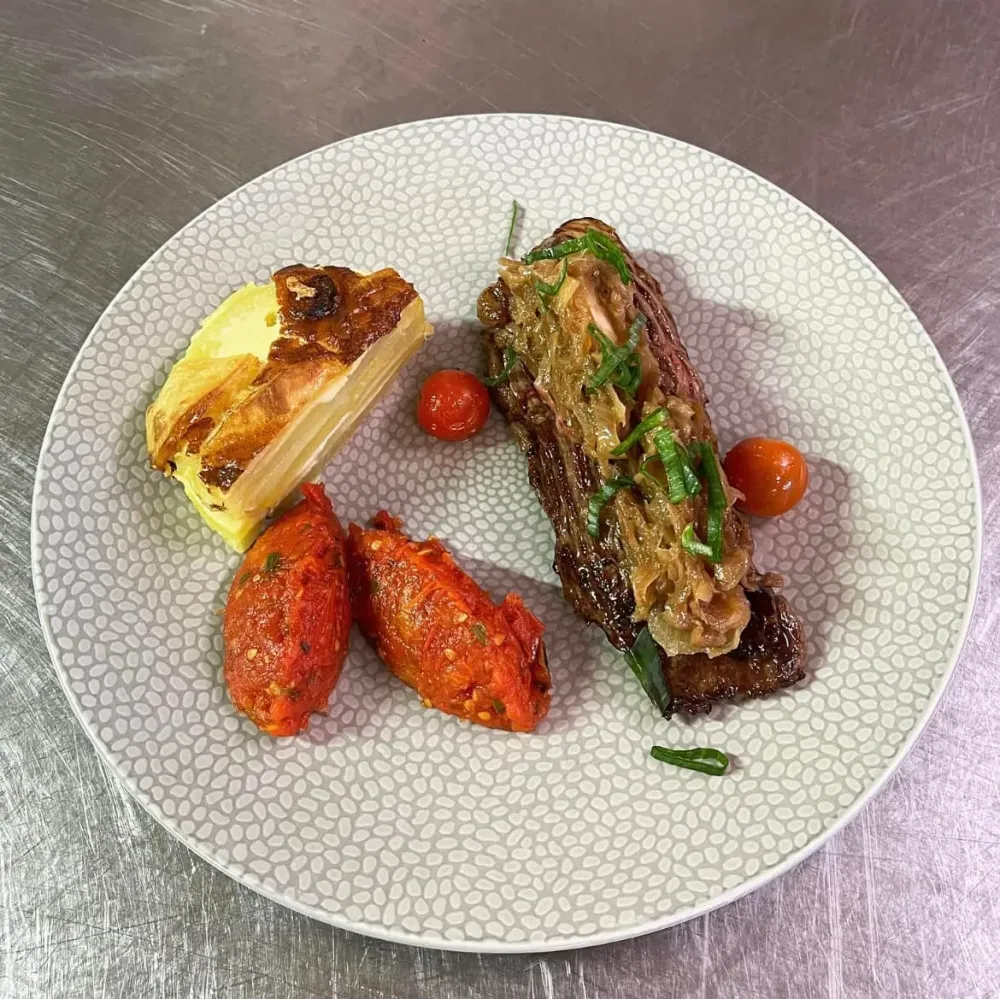 restaurant de viande près de Ascoux